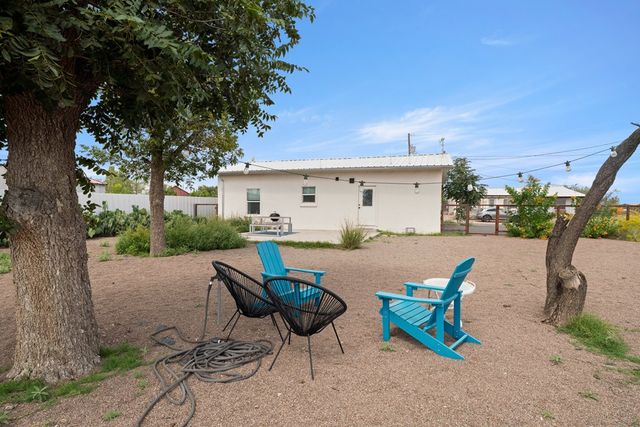 1407 W Sacramento, Marfa, TX 79843