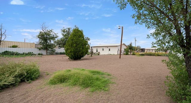 1407 W Sacramento, Marfa, TX 79843