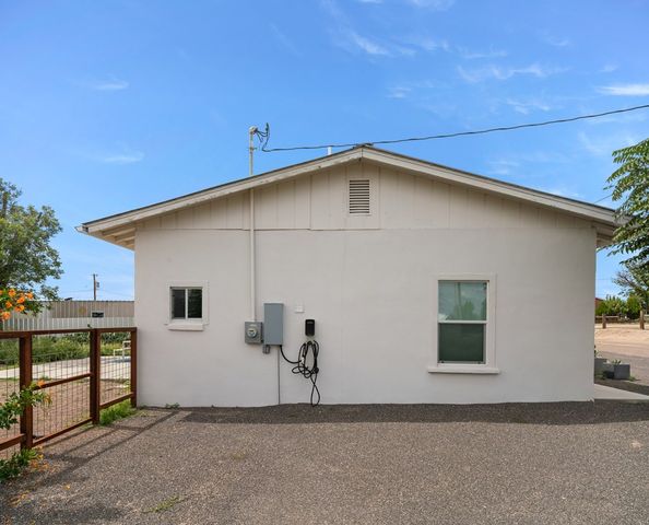 1407 W Sacramento, Marfa, TX 79843