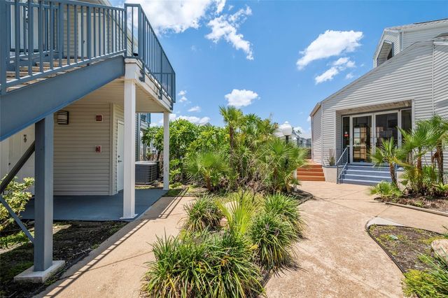 2568 WOODGATE BOULEVARD 107, Orlando, FL 32822