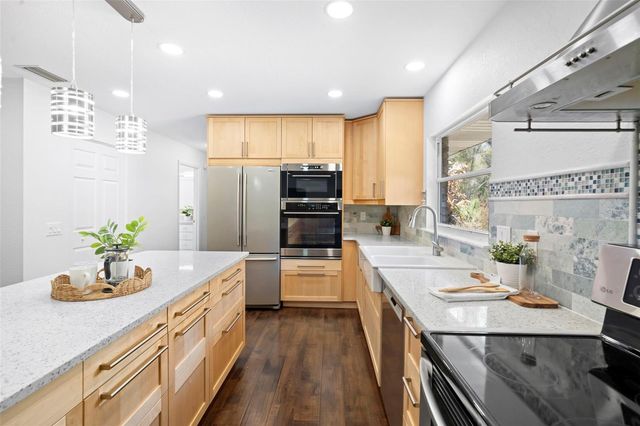 2053 BOND ROAD, Deland, FL 32720