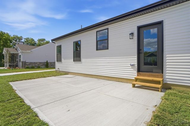 376 Greys Run, Lebanon, OH 45036