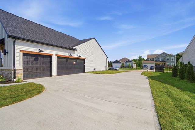 376 Greys Run, Lebanon, OH 45036