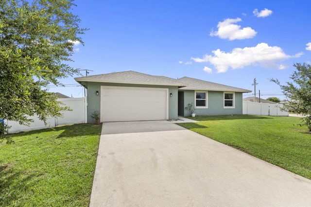 601 SW S Quick Circle, Port St. Lucie, Port St Lucie, FL 34953
