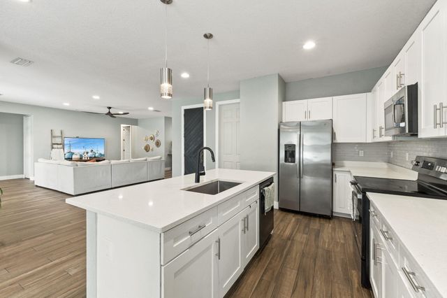 601 SW S Quick Circle, Port St. Lucie, Port St Lucie, FL 34953
