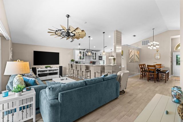 3370 YONGE AVENUE 36, Sarasota, FL 34235