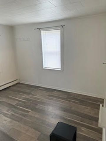 976 Chalkstone Avenue 1, Providence, RI 02908