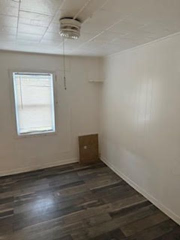 976 Chalkstone Avenue 1, Providence, RI 02908