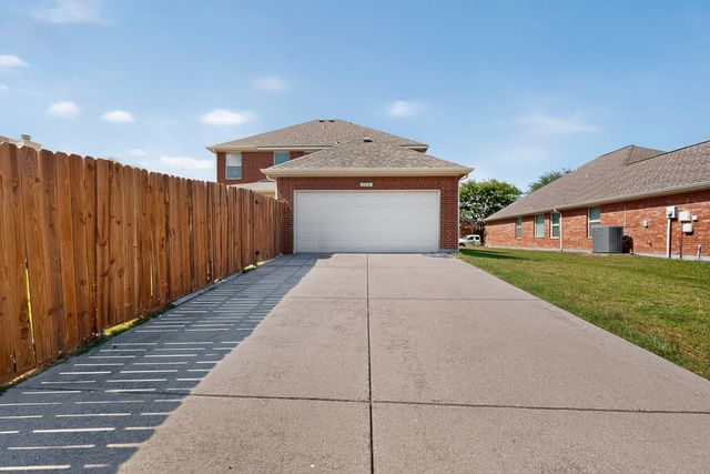 116 Cliffbrook Drive, Wylie, TX 75098