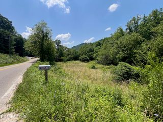 632 Briceville Hwy, Rocky Top, TN 37769