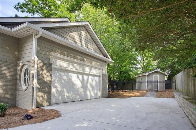 3335 Ferncliff Place, Atlanta, GA 30324