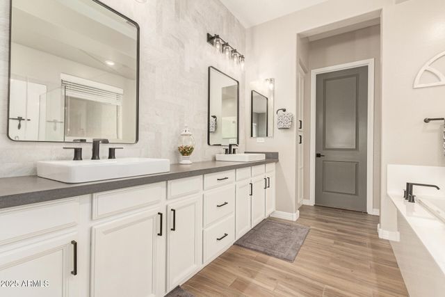 21100 E SWAN Drive, Queen Creek, AZ 85142