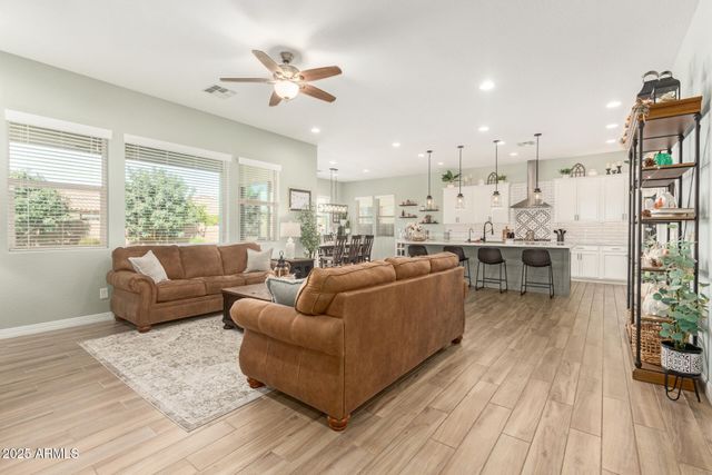 21100 E SWAN Drive, Queen Creek, AZ 85142