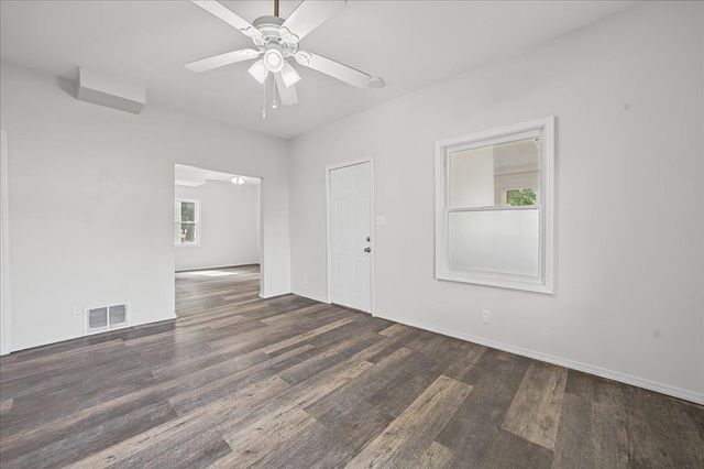 105 S Shiawassee Street, Bancroft, MI 48814