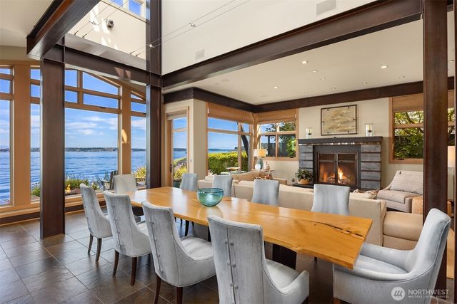 4290 Rockaway Beach Road NE, Bainbridge Island, WA 98110