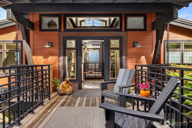 4290 Rockaway Beach Road NE, Bainbridge Island, WA 98110