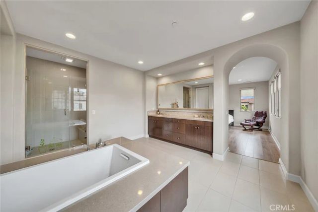 17 Lowland, Irvine, CA 92602