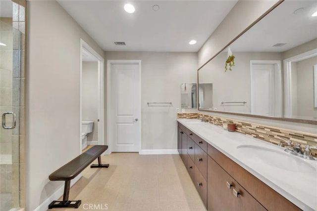 17 Lowland, Irvine, CA 92602