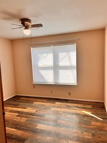 201 E Noton St ST 107-B, Pflugerville, TX 78660