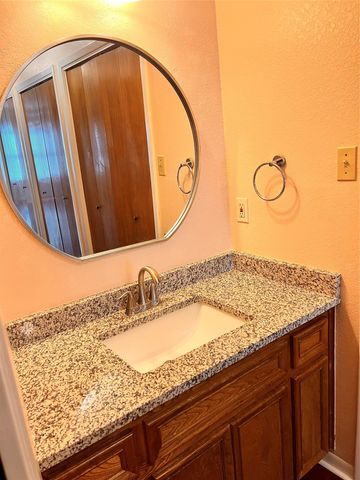 201 E Noton St ST 107-B, Pflugerville, TX 78660