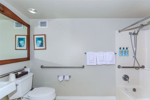 2045 Kalakaua Avenue 509, Honolulu, HI 96815