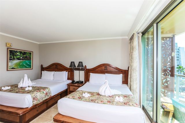 2045 Kalakaua Avenue 509, Honolulu, HI 96815