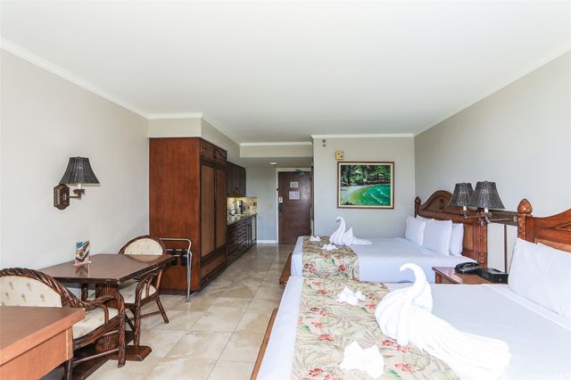 2045 Kalakaua Avenue 509, Honolulu, HI 96815