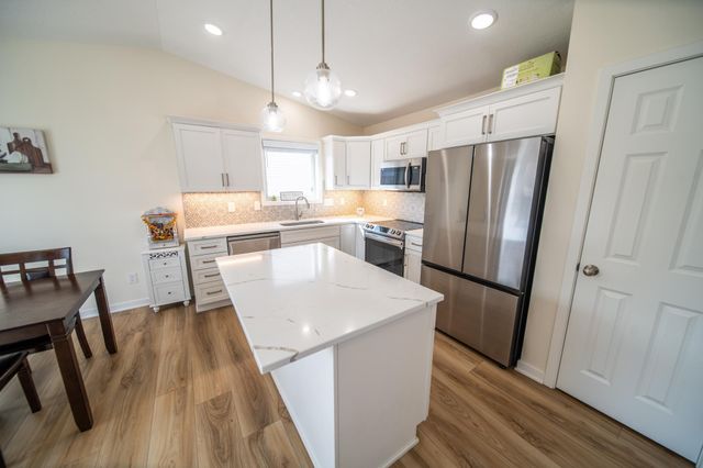 6138 Sandstone Street NW, Rochester, MN 55901