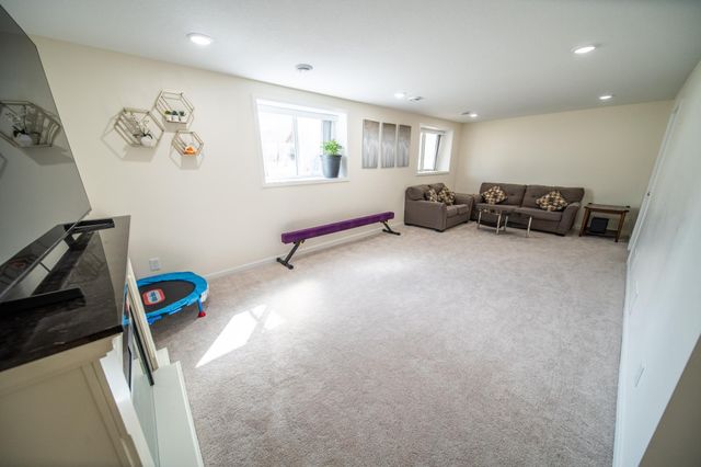 6138 Sandstone Street NW, Rochester, MN 55901