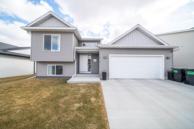 6138 Sandstone Street NW, Rochester, MN 55901