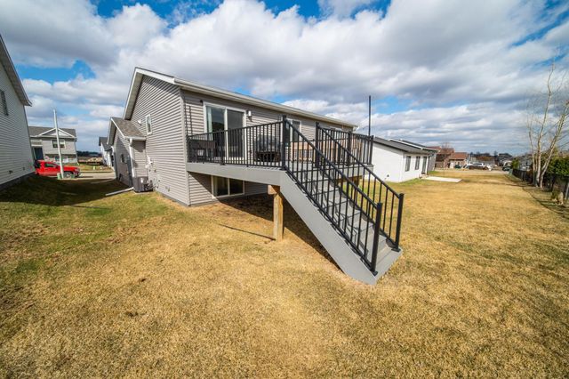 6138 Sandstone Street NW, Rochester, MN 55901