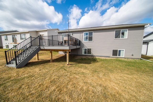 6138 Sandstone Street NW, Rochester, MN 55901