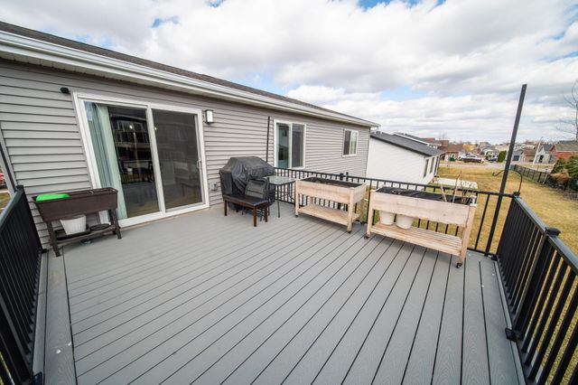 6138 Sandstone Street NW, Rochester, MN 55901