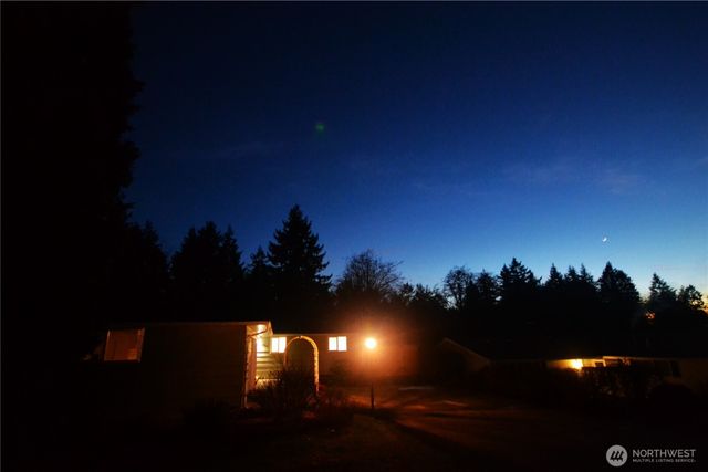 1410 Beech Avenue, Steilacoom, WA 98388