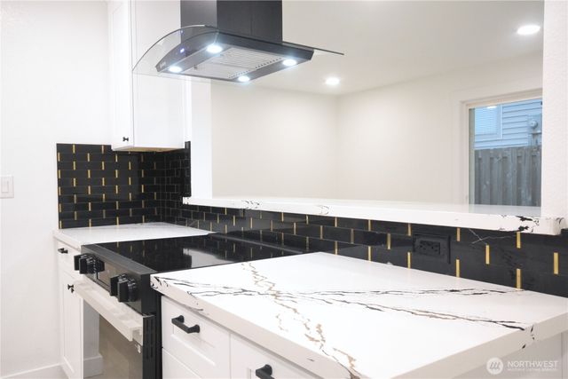 1410 Beech Avenue, Steilacoom, WA 98388