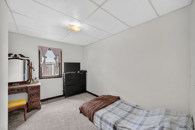 204 S 8th Avenue, Winterset, IA 50273