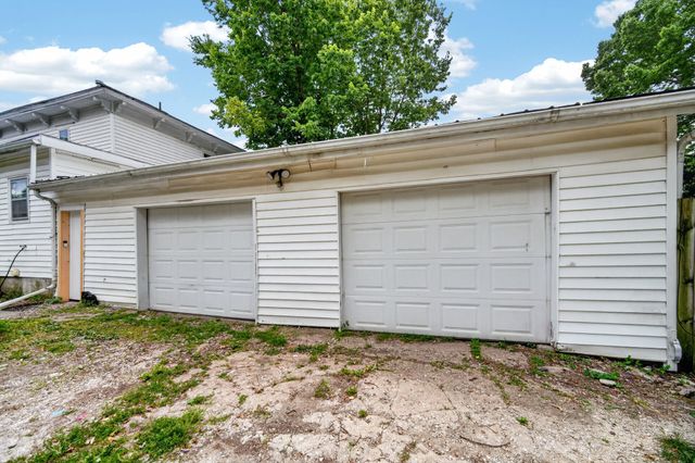 204 S 8th Avenue, Winterset, IA 50273