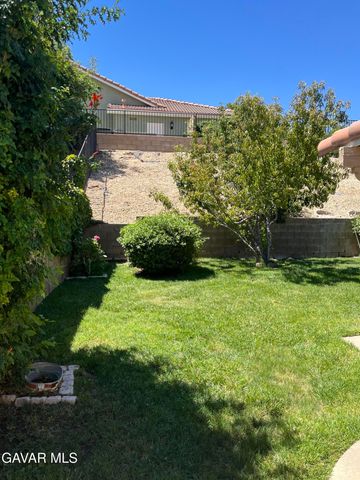 4354 Sungate Drive, Palmdale, CA 93551