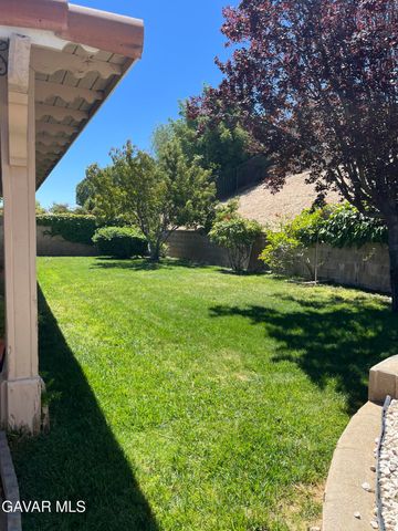 4354 Sungate Drive, Palmdale, CA 93551