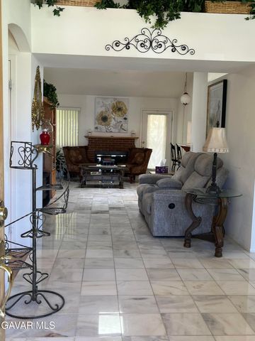 4354 Sungate Drive, Palmdale, CA 93551