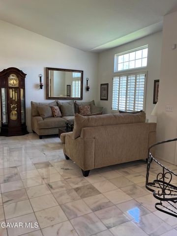 4354 Sungate Drive, Palmdale, CA 93551