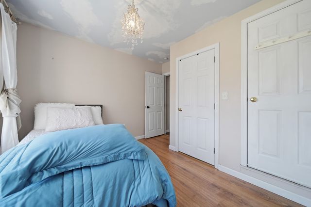 322 Meadow Fox Lane, Chester, NH 03036