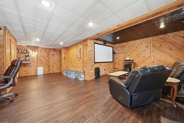 322 Meadow Fox Lane, Chester, NH 03036
