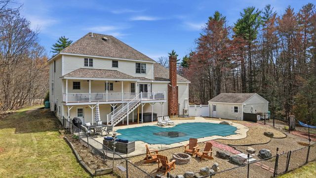 322 Meadow Fox Lane, Chester, NH 03036
