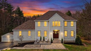 322 Meadow Fox Lane, Chester, NH 03036