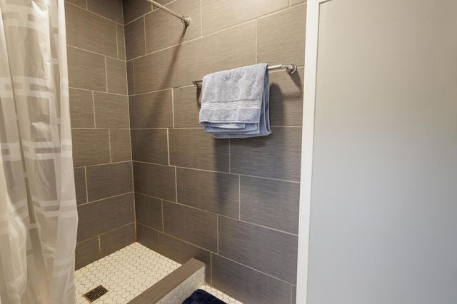 3427 Garfield Avenue, Minneapolis, MN 55408