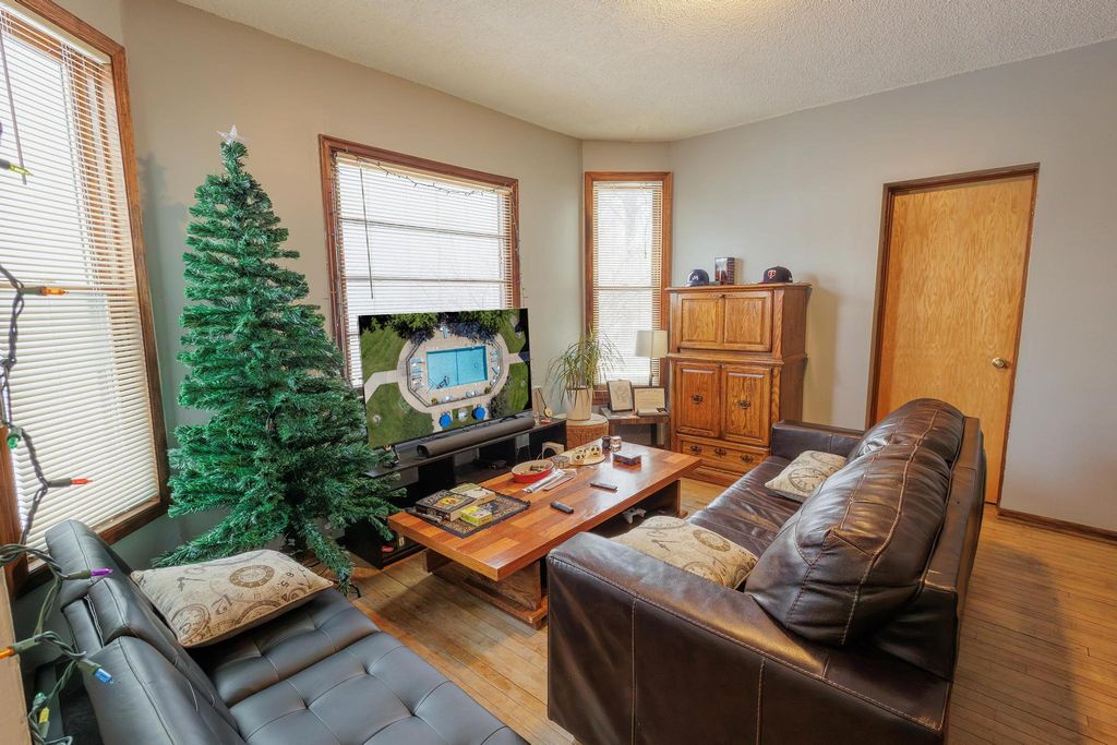 3427 Garfield Avenue, Minneapolis, MN 55408