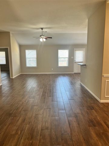 2071 Midlane Drive, Conroe, TX 77301