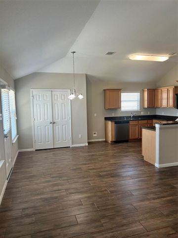 2071 Midlane Drive, Conroe, TX 77301