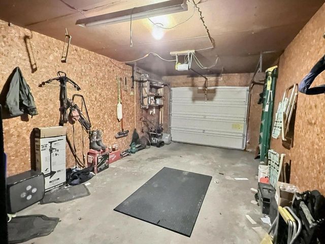 1665 W PAULSON ROAD, Green Bay, WI 54313